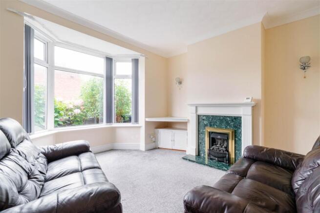 Living Room.jpg
