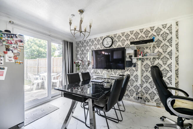 House in Crawley, Broadfield - View 5