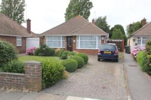 51, Barfield Park, Lancing BN15 9DF