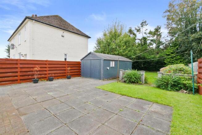 Kirkton Crescent, Cardross G82 5PH photo 3