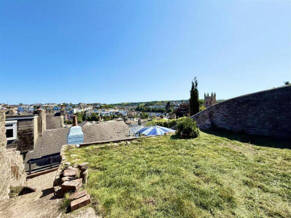 Rear Garden Top Left.jpg