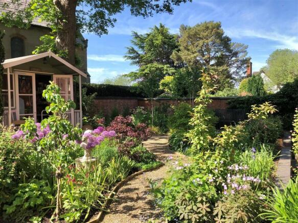 Garden  4.jpg