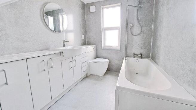 Bathroom/Wc