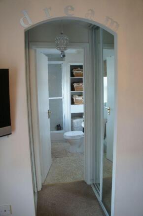 DRESSING AREA