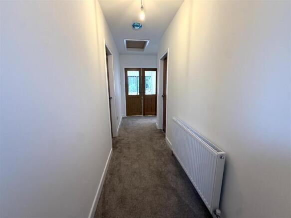 Hallway.JPG