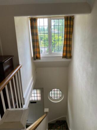 FIRST FLOOR LANDING