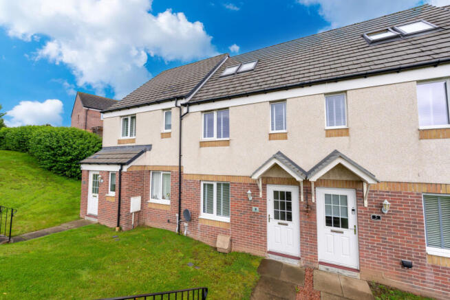 3 Bedroom Town House for Sale