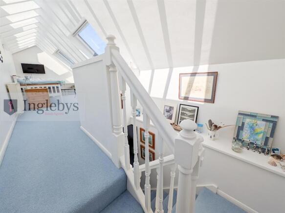 2 bed Apartment for sale Image 12