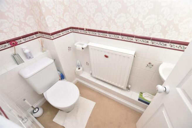 Second Floor Cloakroom