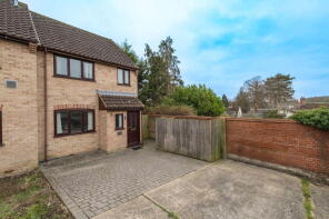 9, Smock Meadow, Ipswich IP7 7TG