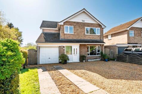 Fosseway Avenue, Moreton-In-Marsh, GL56