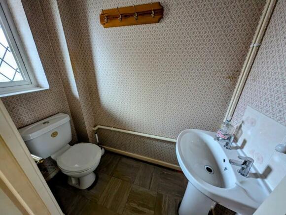 cloakroom.jpg