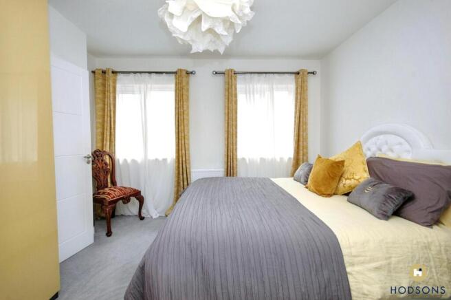 3 bed Semi-Detached for sale Image 8