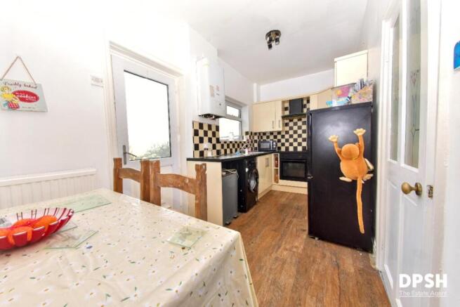 2 bed Terraced for sale Image 8