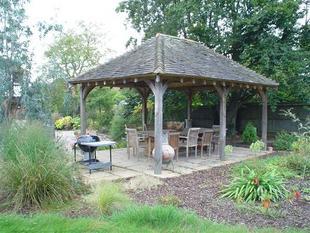 GARDEN ROOM