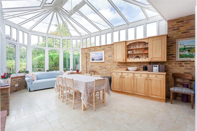 Chandos Avenue, Whetstone, N20 photo 4