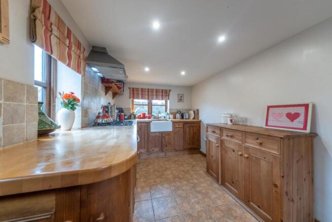 2 Gallowclough Lane-002.JPG