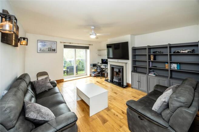 2 bed Terraced for sale Image 6