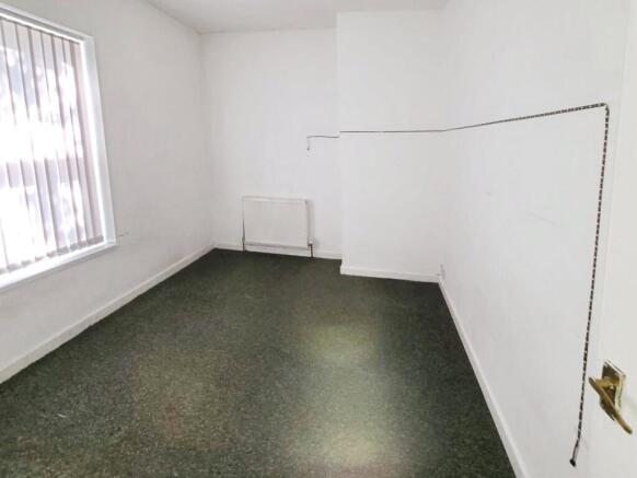 2 bed End of Terrace to rent Image 11
