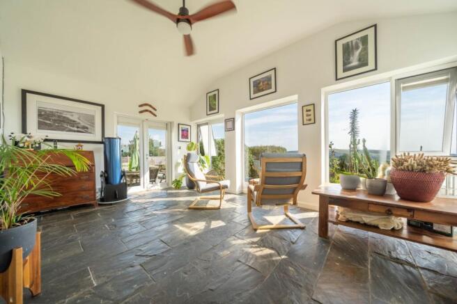 SUN ROOM