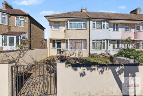 Broadlands Avenue, Enfield