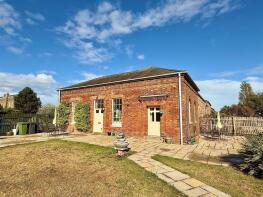 10 The Cottages, Royal Naval Hospital, Queens Road, Great Yarmouth NR30 3JT