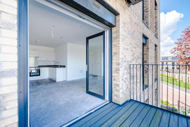 2 bed Apartment for sale Image 6