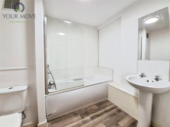 2 bed Flat to rent Image 5