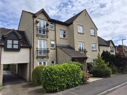 Kemble Drive, Cirencester, GL7