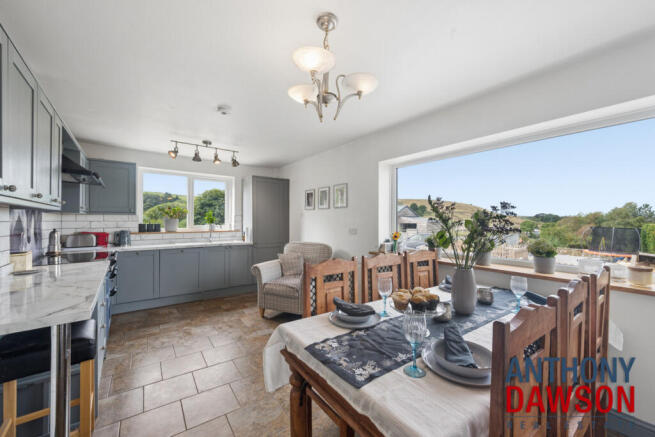 2 bed Cottage for sale Image 4