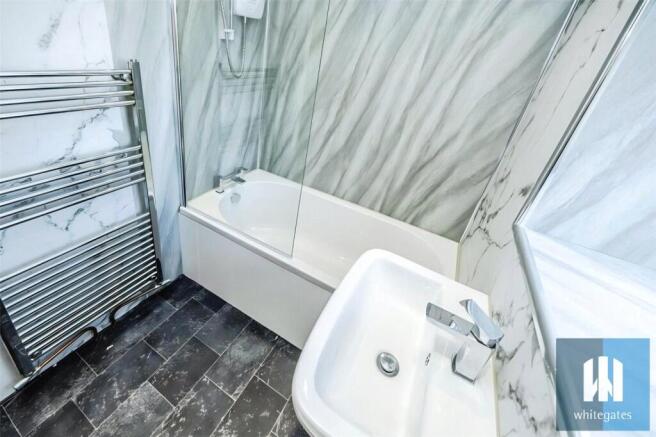 2 bed Terraced to rent Image 11