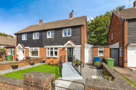 Bede Crescent, Washington, Tyne and Wear, NE38