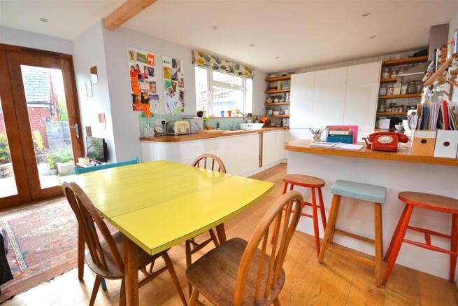 Kitchen Diner 2.jpg