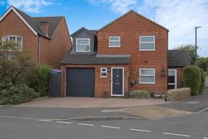 52, Erica Drive, Leamington Spa CV31 2RW