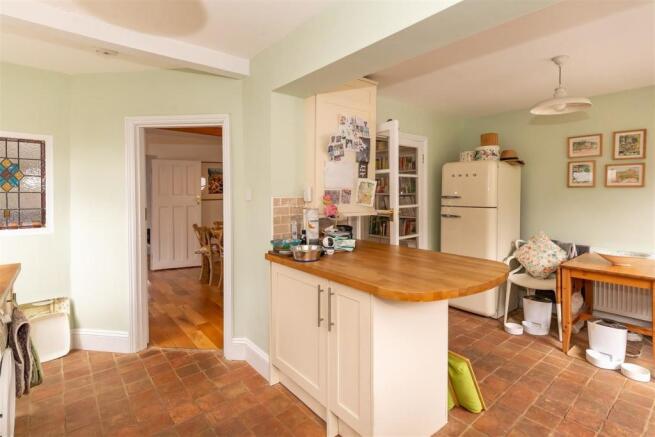 12 Beulah Road (17)_renamed_6721.jpg