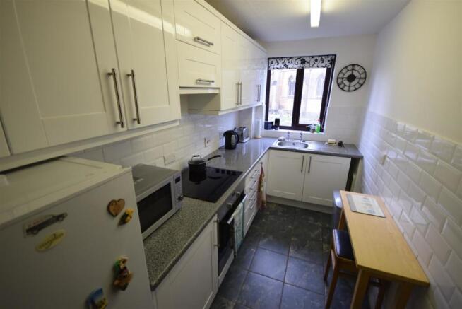 Modern Fitted Kitchen