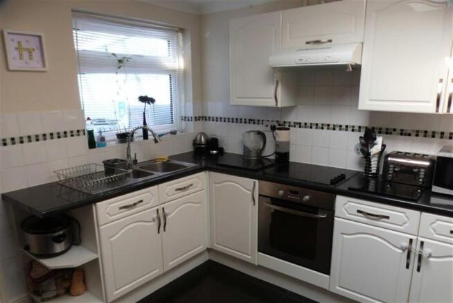 Kitchen: