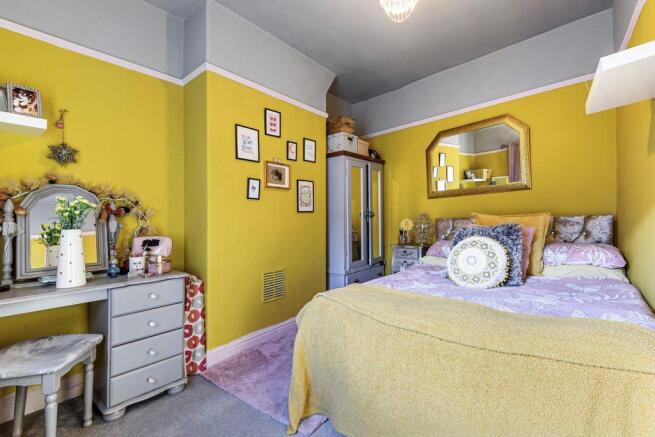 Bedroom 2 (Double)
