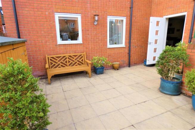 patio2.jpg