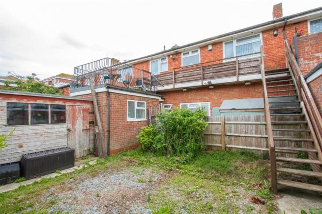 Rear Garden (2).jpg