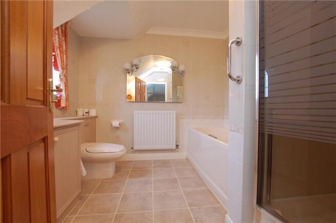 Master En-suite