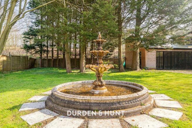Theydon-89.1.jpg