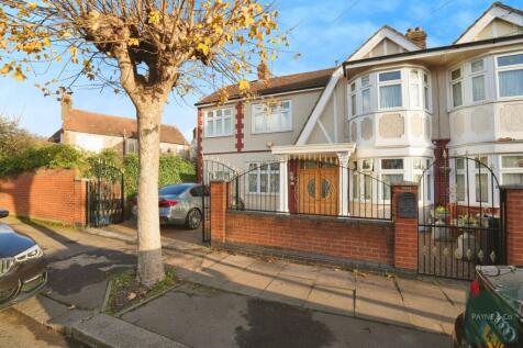 Sunnymede Drive, Ilford, IG6