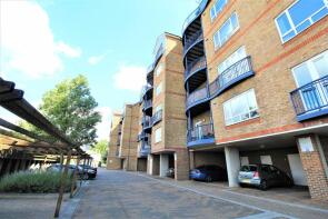 21, Anchor Court, Argent Street, Grays RM17 6QN