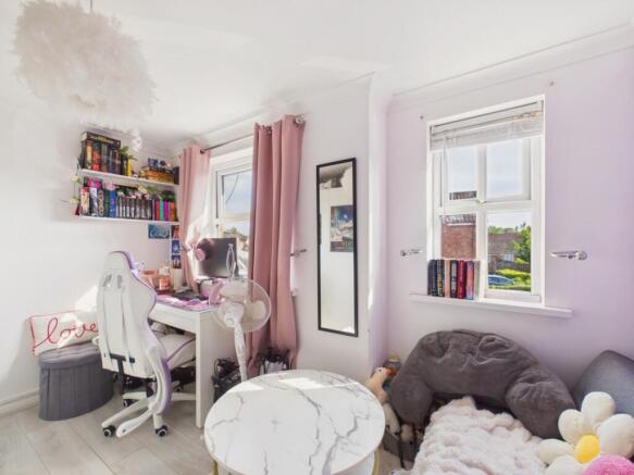 2 bed Terraced for sale Image 9