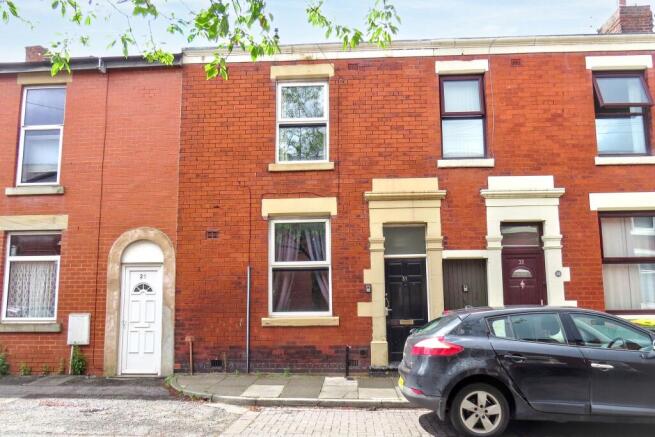 31 Lowndes Street, Preston, Lancashire, PR1 7XS