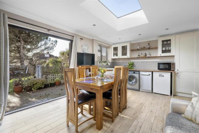 Connington Crescent, E4