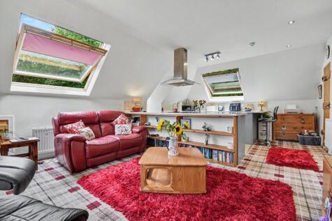 Cliff Terrace Road, Inverclyde, Wemyss Bay, PA18