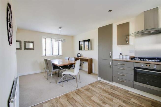 KITCHEN/DINER