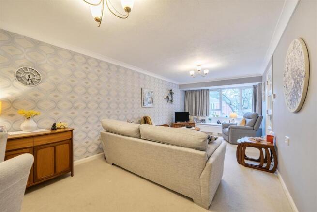 Rogate Road, Worthing, BN13 2EE photo 4